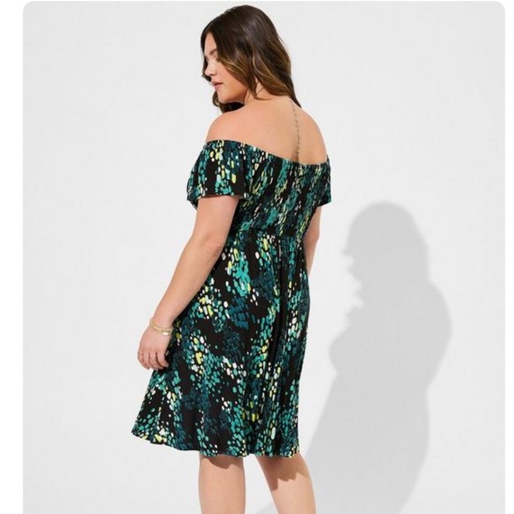 Mini Super Soft Off-Shoulder Dress - Dotted - Picture 3 of 8